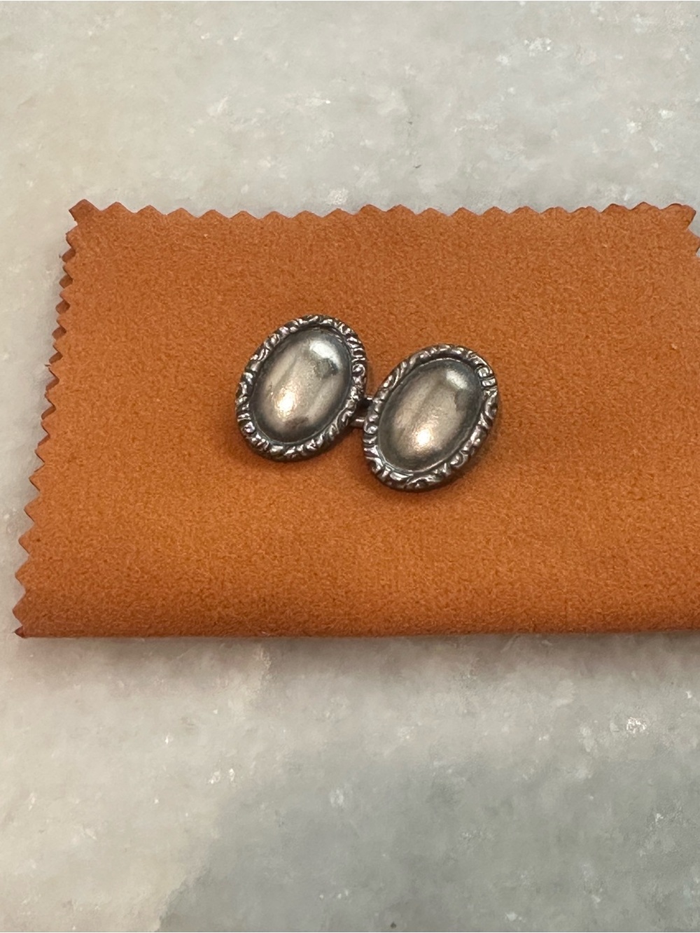 Vintage Sterling Silver Oval Cufflink - Single